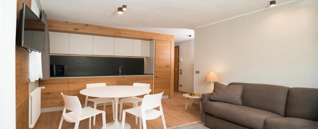 3 Chalets Aparthotel เบรยล์-แชร์วิเนีย ภายนอก รูปภาพ